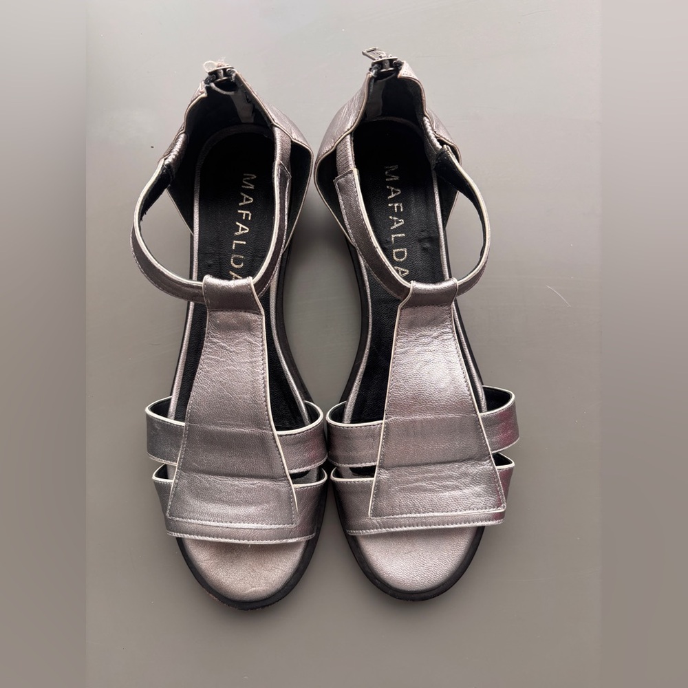 Women's Metallic Sandals
